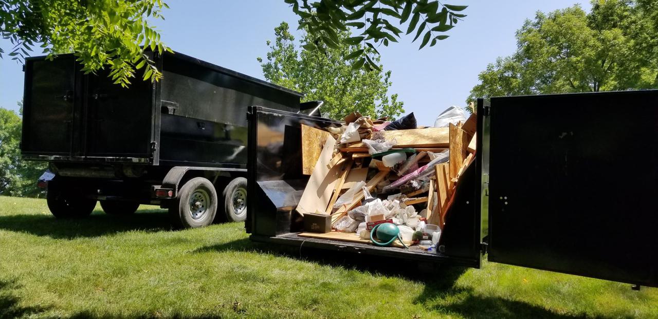 Roll off Dumpster in Wesley Chapel – Richards Hauling